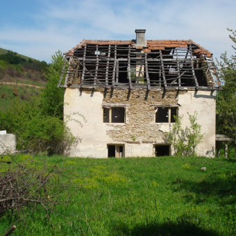 DJAKOVSKE KUCE 2006<br /><i>61 Slika</i>