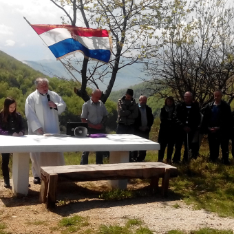 POSVETE KRIZA BRIZINA<br /><i>39 Slika</i>
